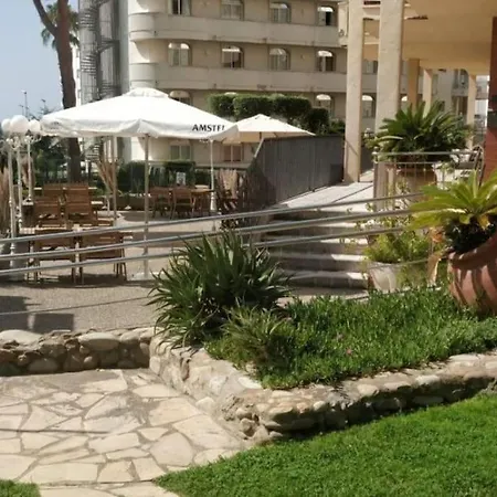 Somriu Fenals Platja