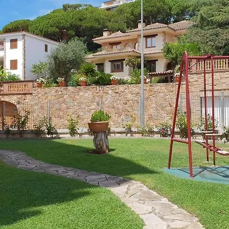 Somriu Fenals Platja 아파트 *