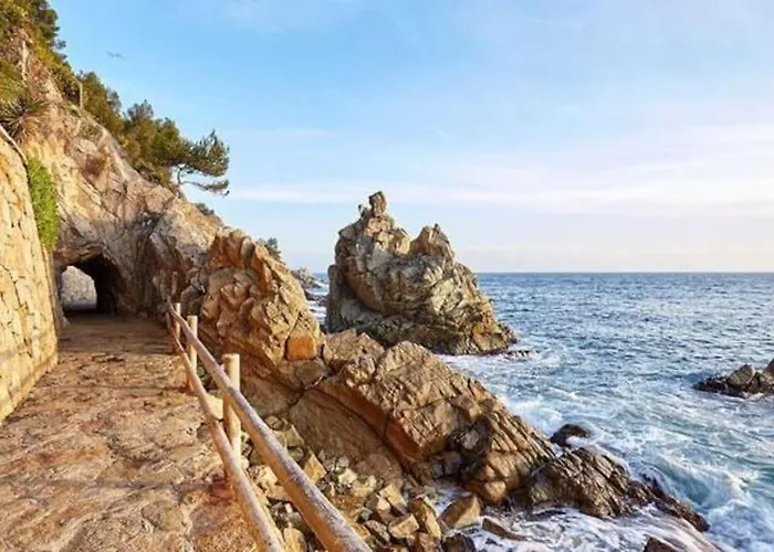 Somriu Fenals Platja 아파트 *