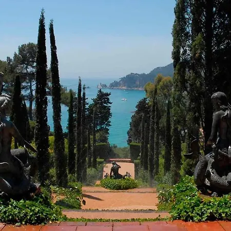 Somriu Fenals Platja 滨海略雷特